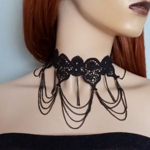 4/$20🎀 Lace And Chain Choker